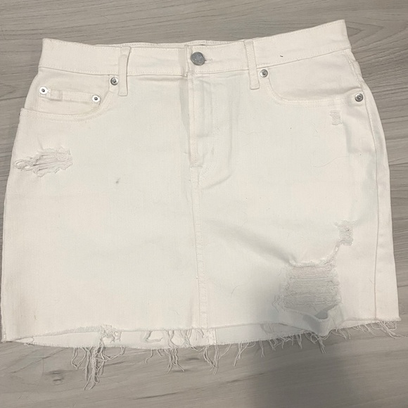 Gap White Denim Mini Skirt (Size 28) - Picture 1 of 3